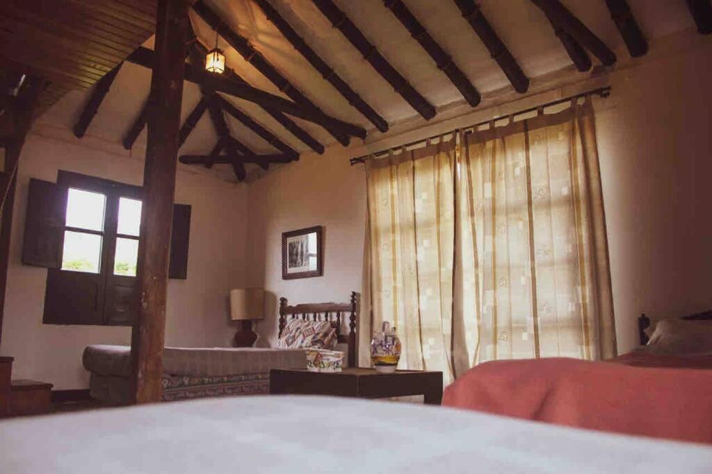 Casa Dante, Desde 1792! Hotel ติบาโซซา ภายนอก รูปภาพ